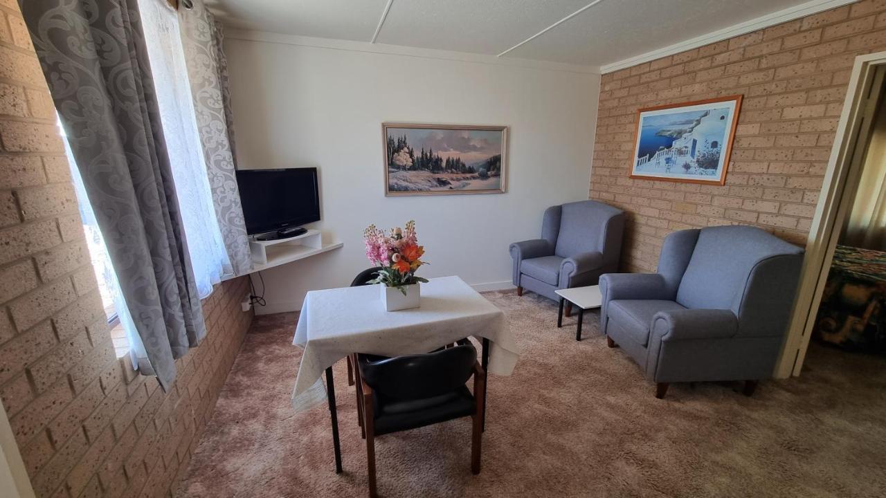 Lone Pine Motel Corowa Eksteriør bilde